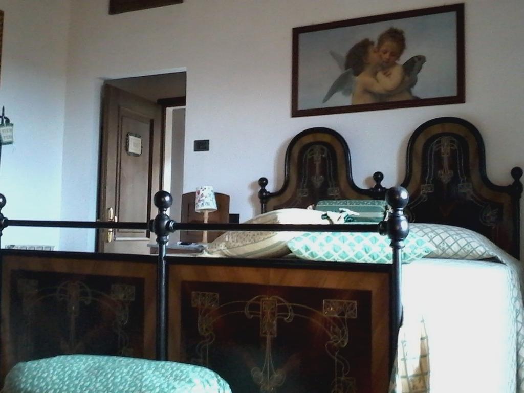 Hotel Cisterna Nel Borgo Castiglione dʼOrcia Pokoj fotografie